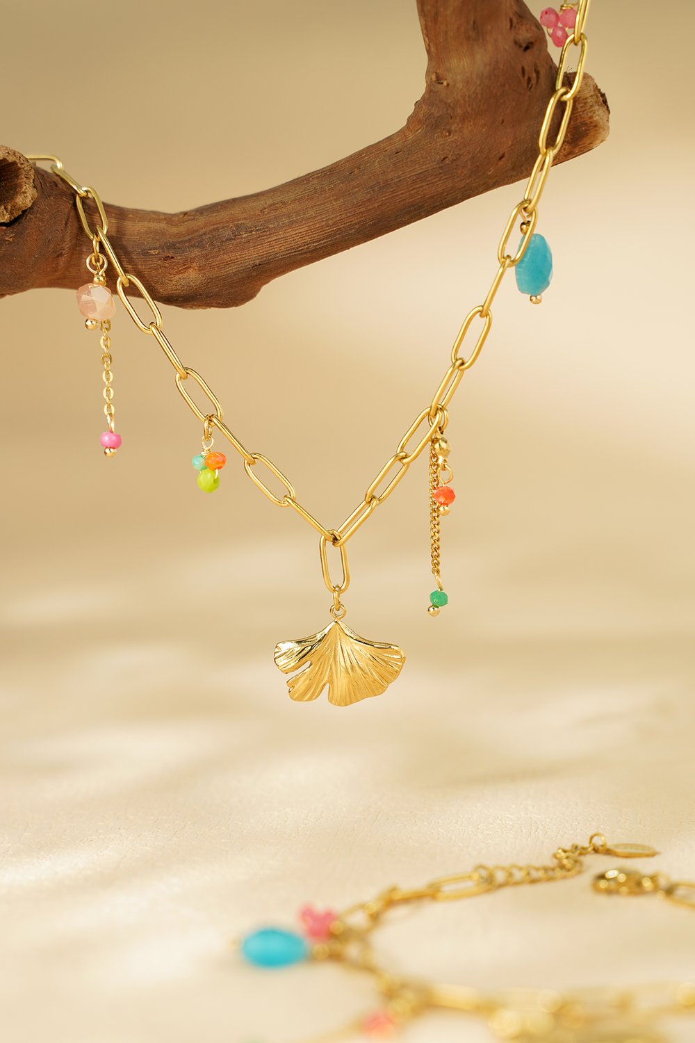 vivid vibes necklace Picture4