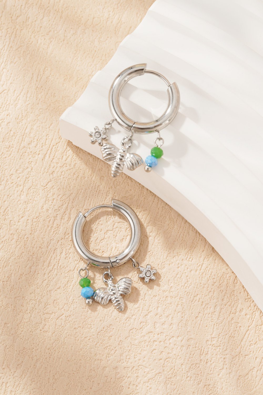 bee charm earrings h5Picture6