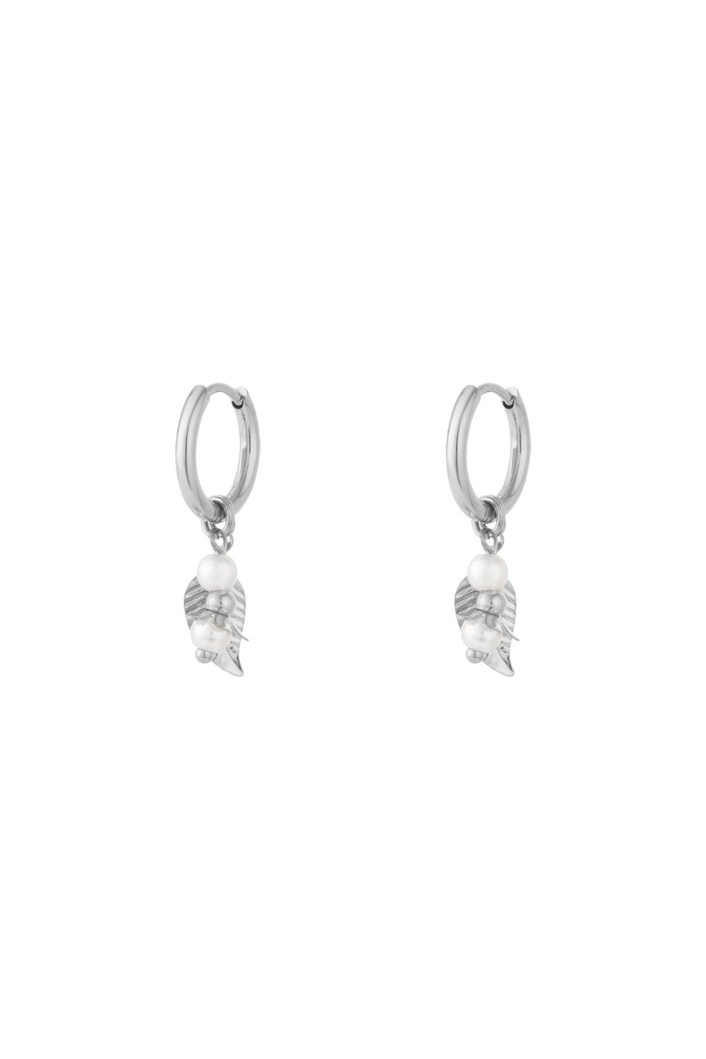 leaf earrings with pearls 