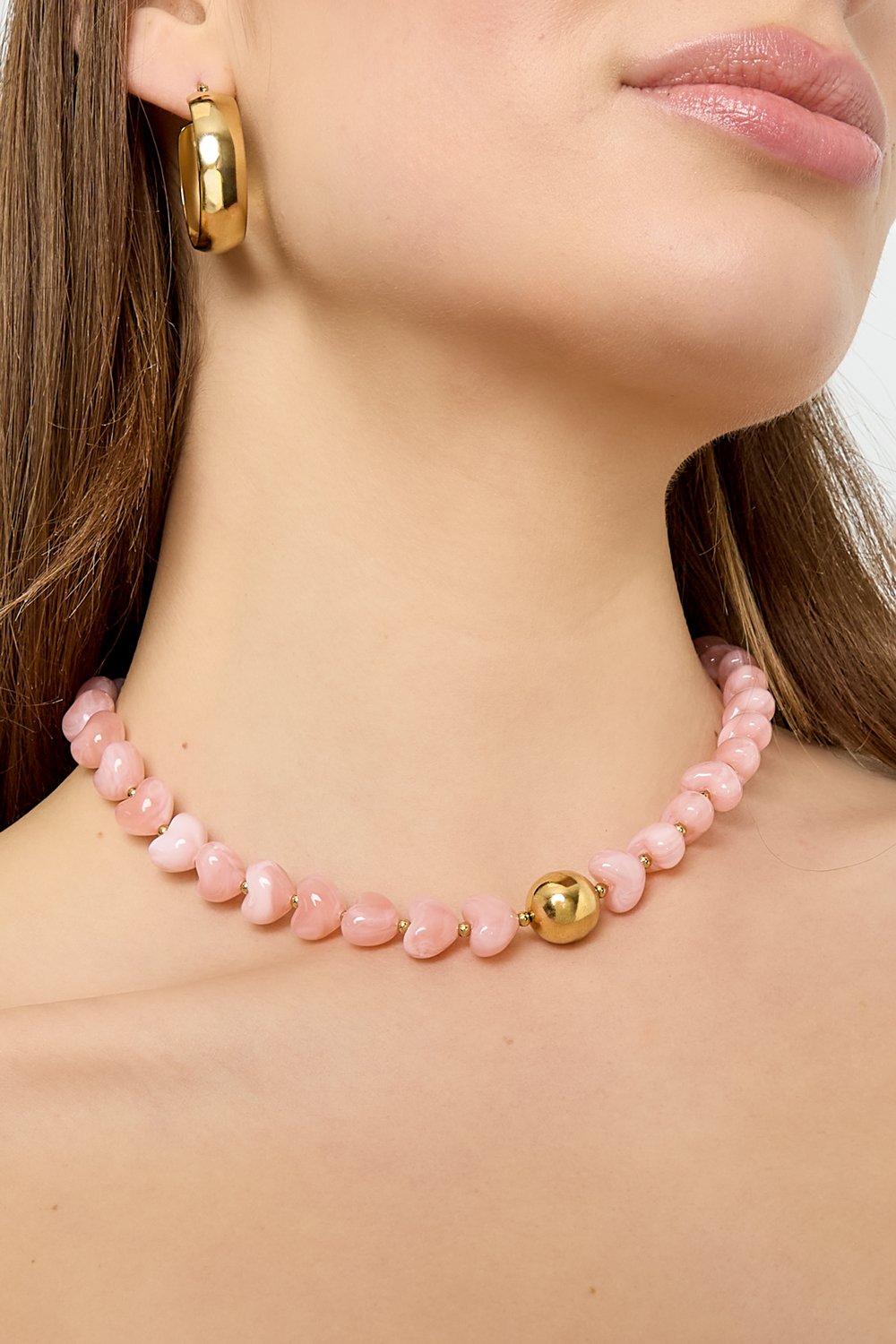 Statement necklace with heart-shaped beads Picture3