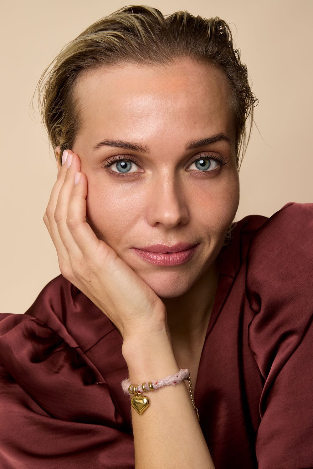 Bracelets à breloques en forme de cœur, décontractés, simples et quotidiens, bijoux pour femmes Image2