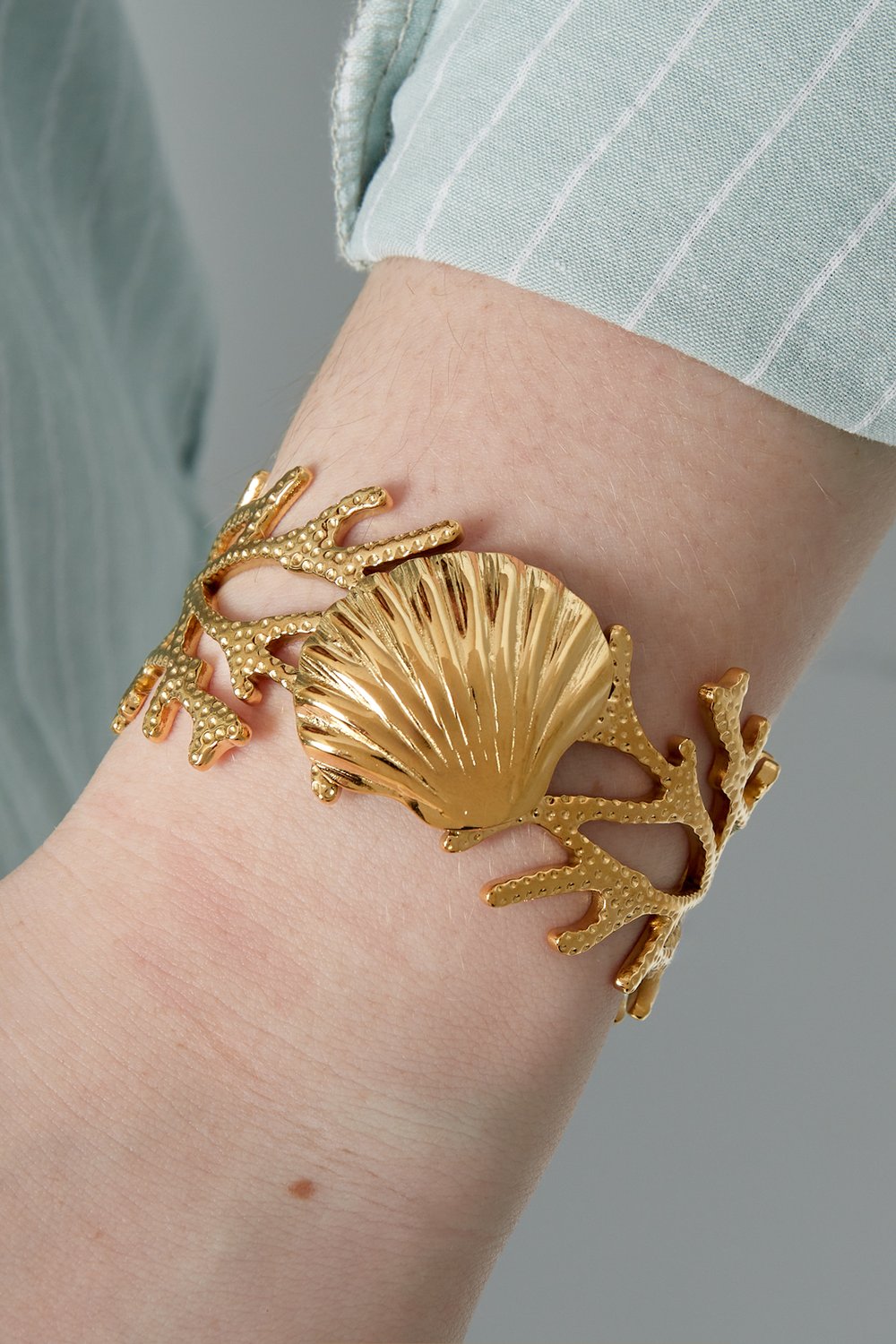 Golden reef bracelet Picture2
