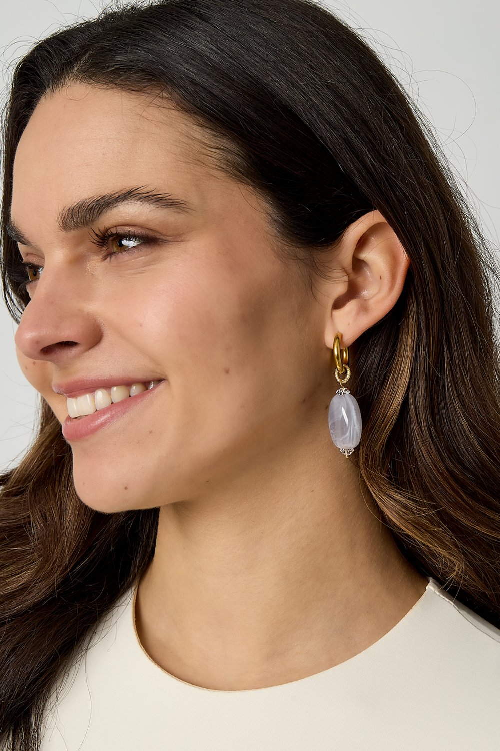 Boucles d'oreilles à perles asymétriques Image2