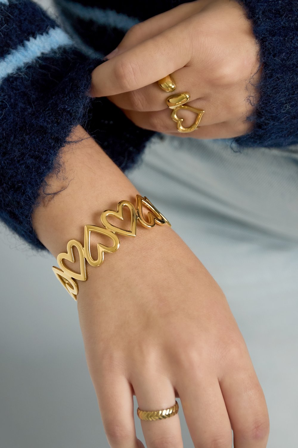 Edelstahl Manschette Armbänder Herz Casual Täglich Einfache Serie frauen schmuck Bild2