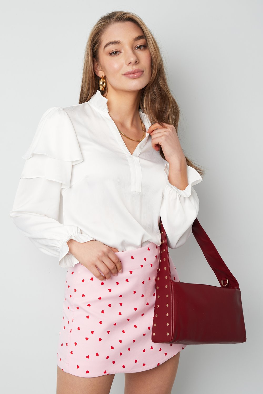 Bag babe on the move Picture2