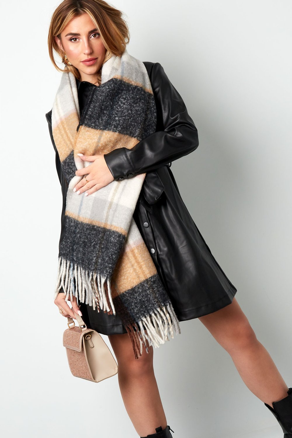 Bufanda ombré multi - roja Imagen3