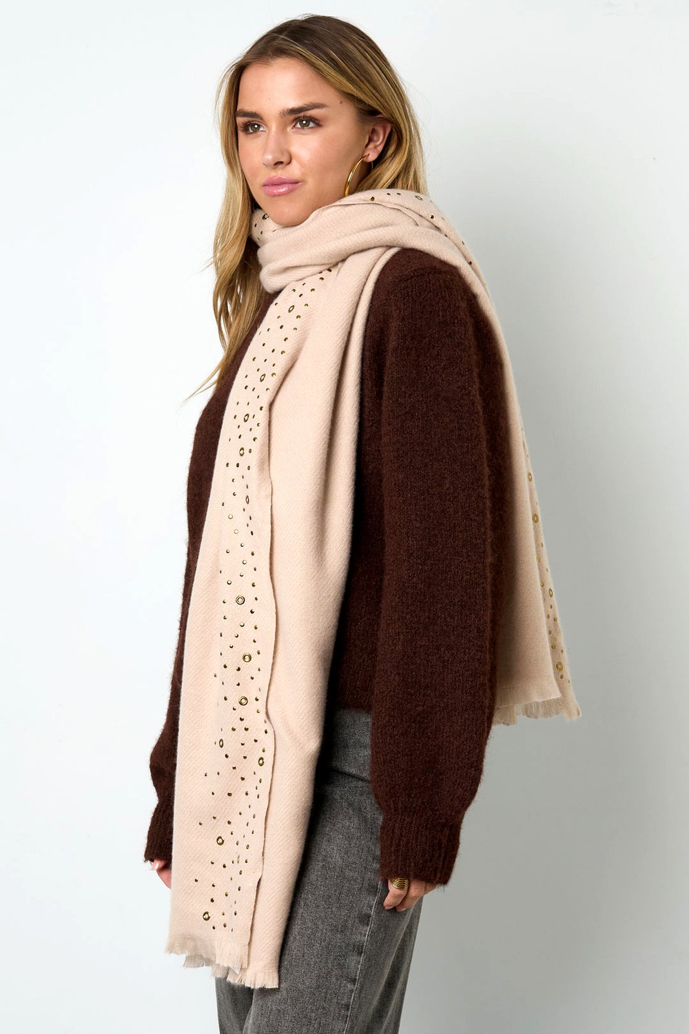 Winterschal mit Steinen Bild4