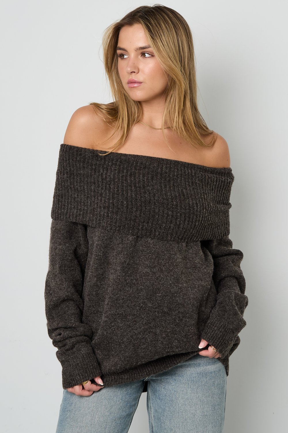 Knitted Polyester Fiber Women's Off-Shoulder Sweater Elegant Solid Color Picture5