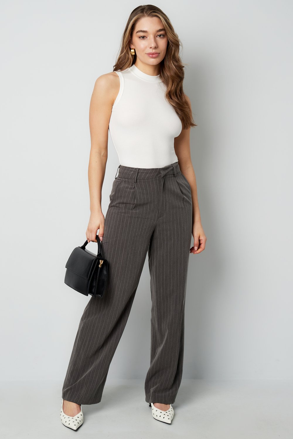 Viscosa Mujer Body Sin Mangas Cuello Alto Diseño Minimalista h5Imagen3