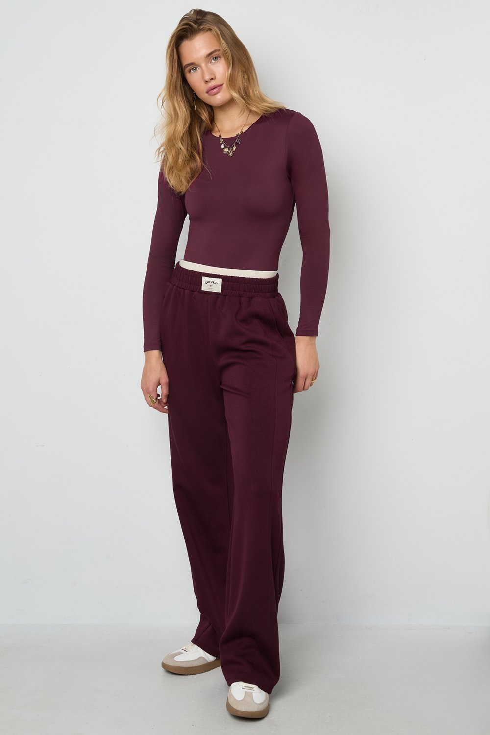 Gebreide Nylon Bodyshaper Basiskleur Eenvoudig Ontwerp Afbeelding5