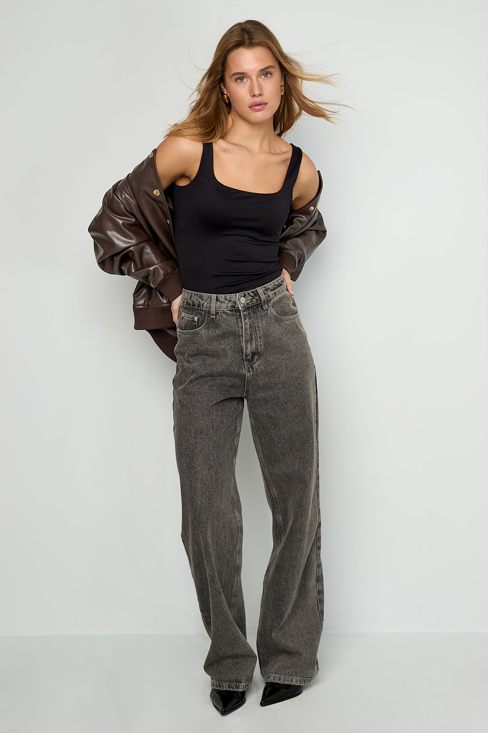 Sleeveless Top Picture8