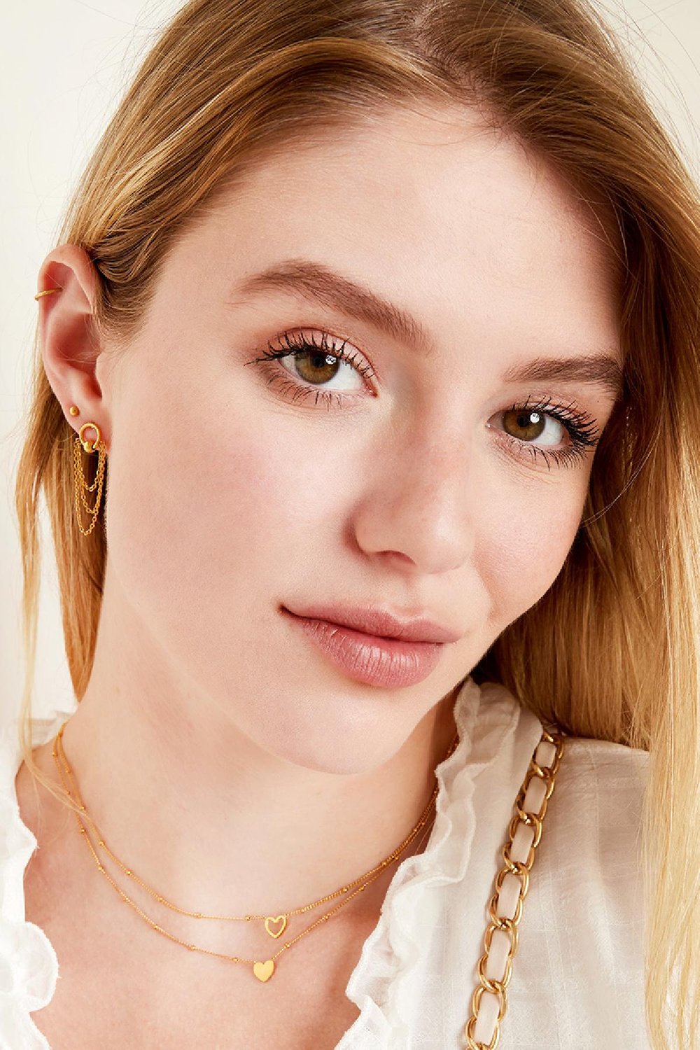 Minimalistic necklace heart Gold Color Stainless Steel Picture3