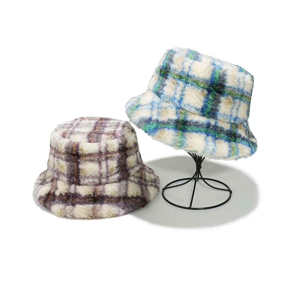 1 Piece Casual Plaid Plush Fisherman's Hat Picture2