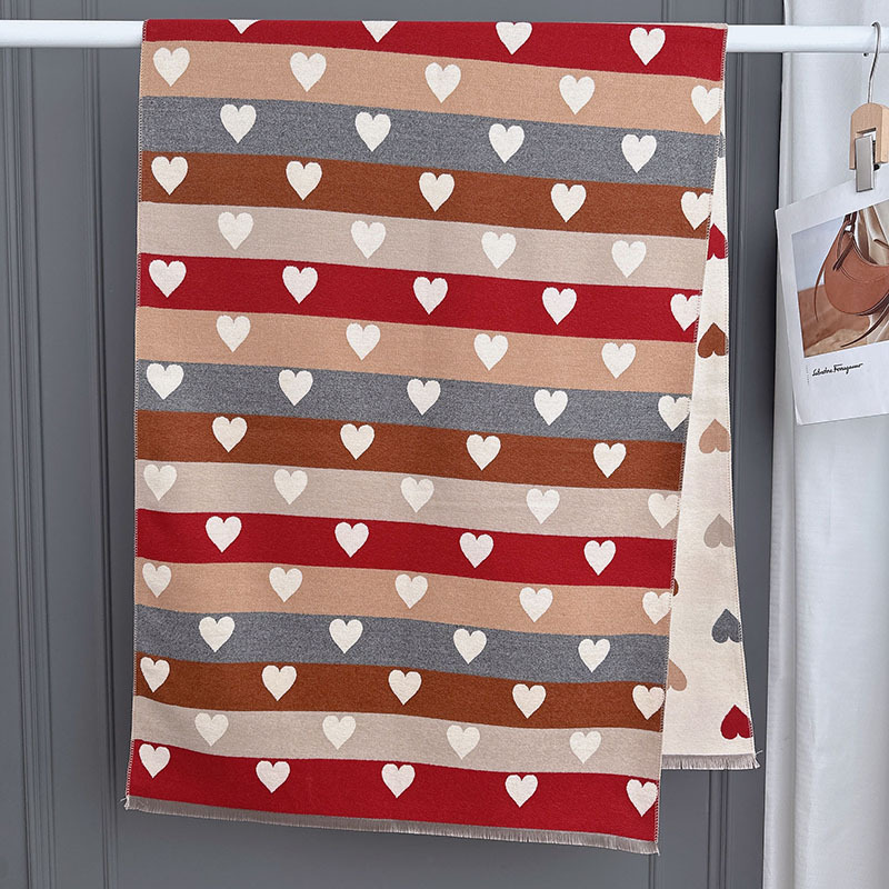 1 Piece Sweet Heart Winter Scarve Picture5