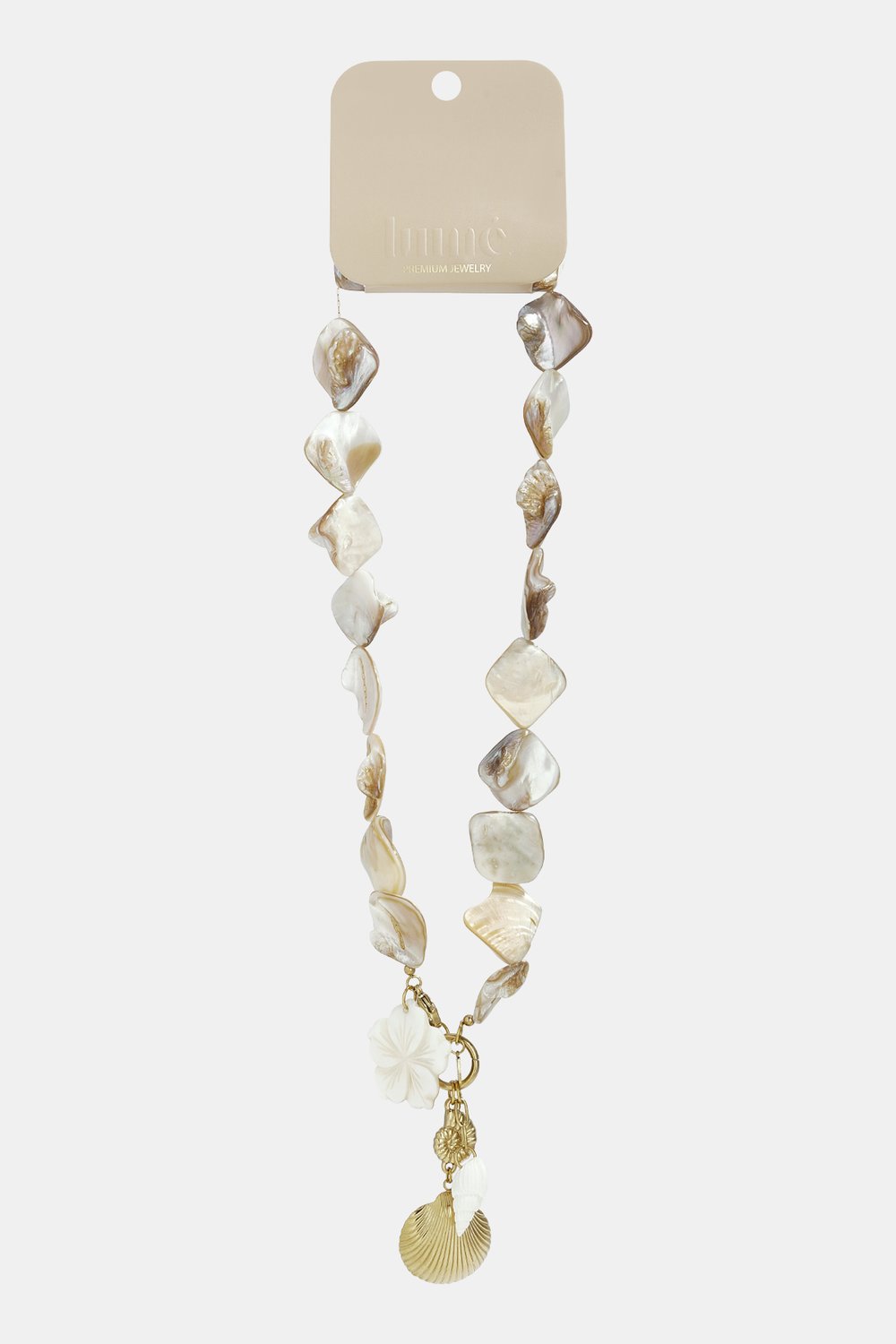 Necklace with beads of seashells, pearls and dangling shells Picture4
