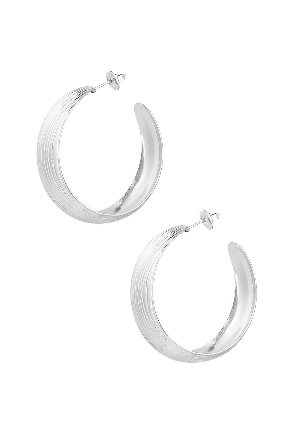 earrings striped structure 