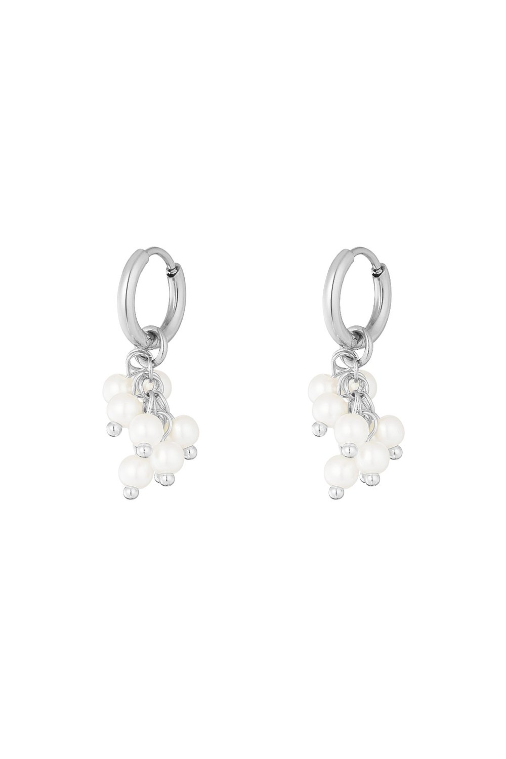 earring with pearl bobbin