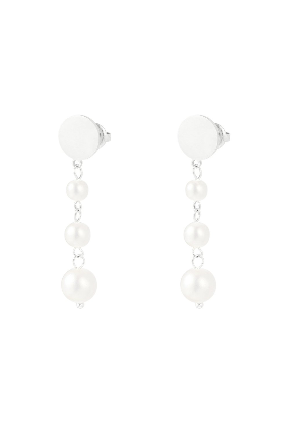 hang earrings with pearls