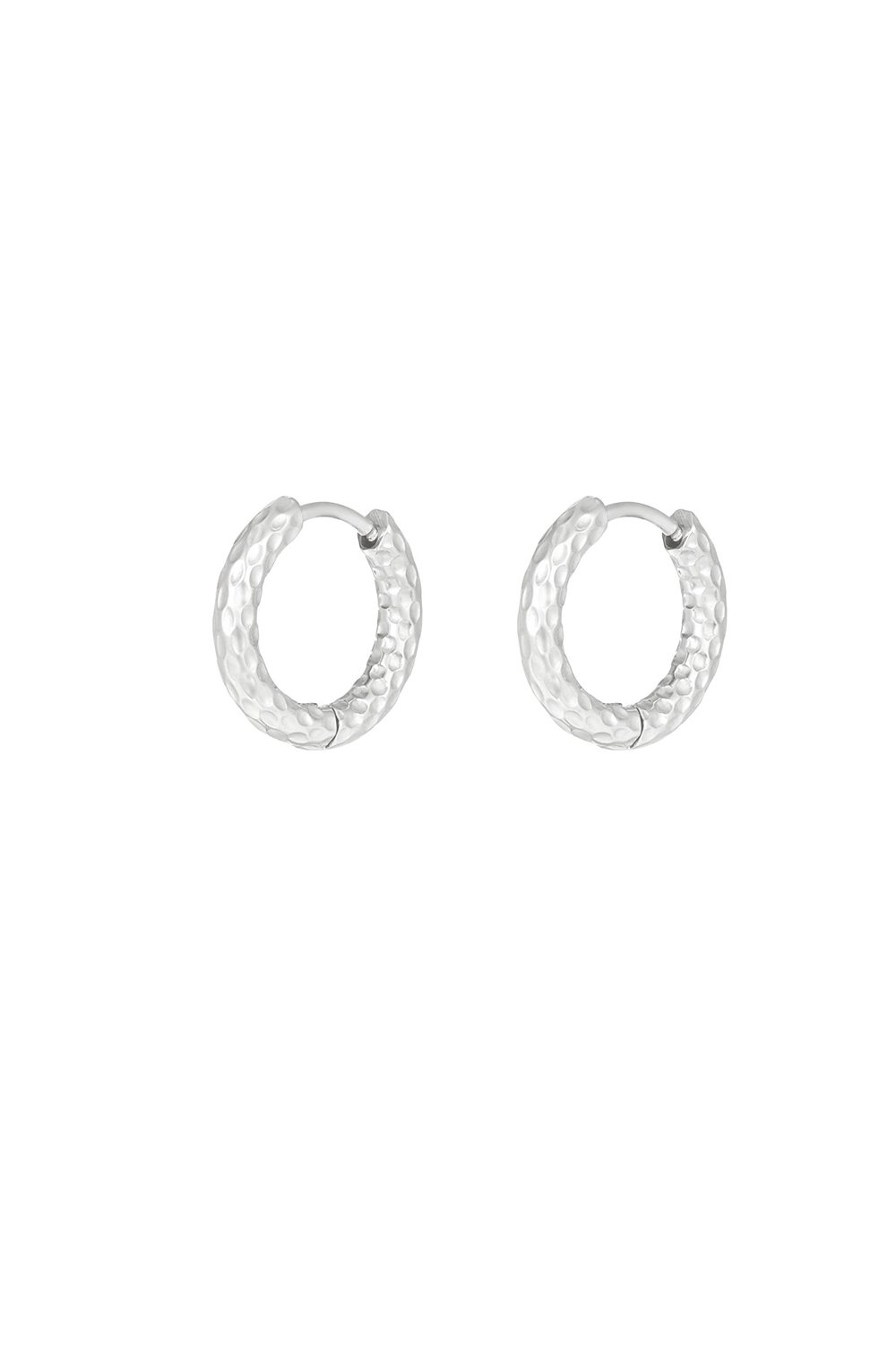 etched detail earrings 