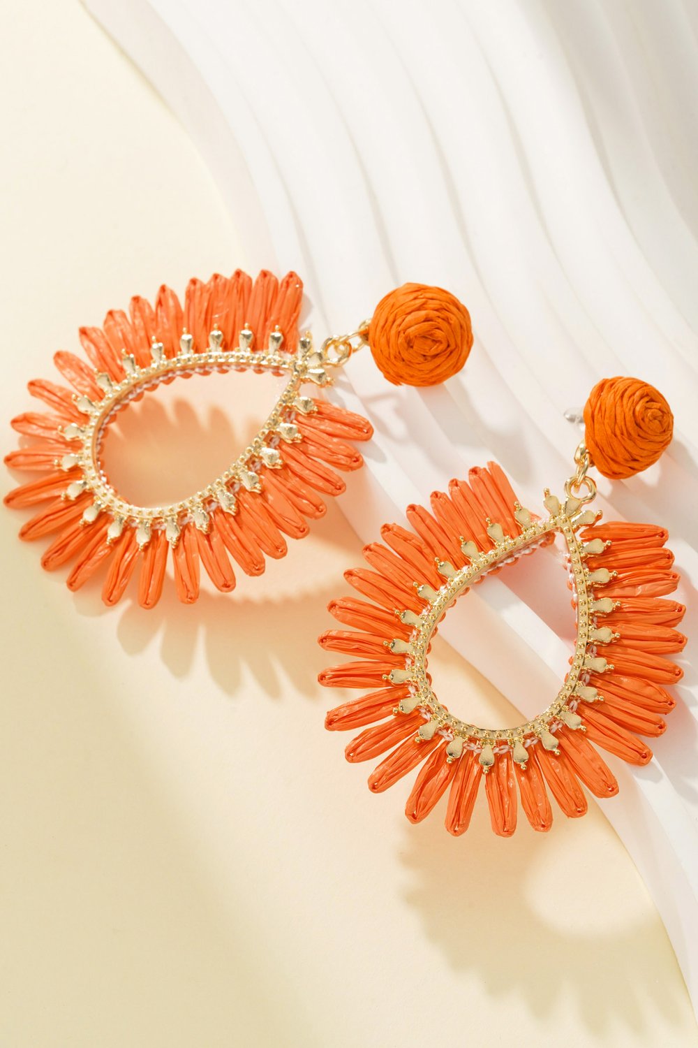 Spring Vibes Earrings - Off White Picture5