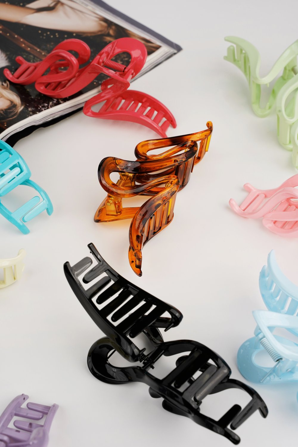 Aesthetic hair clip curl Picture4