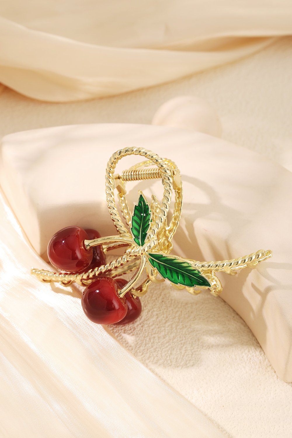 cherry hair clip Picture4
