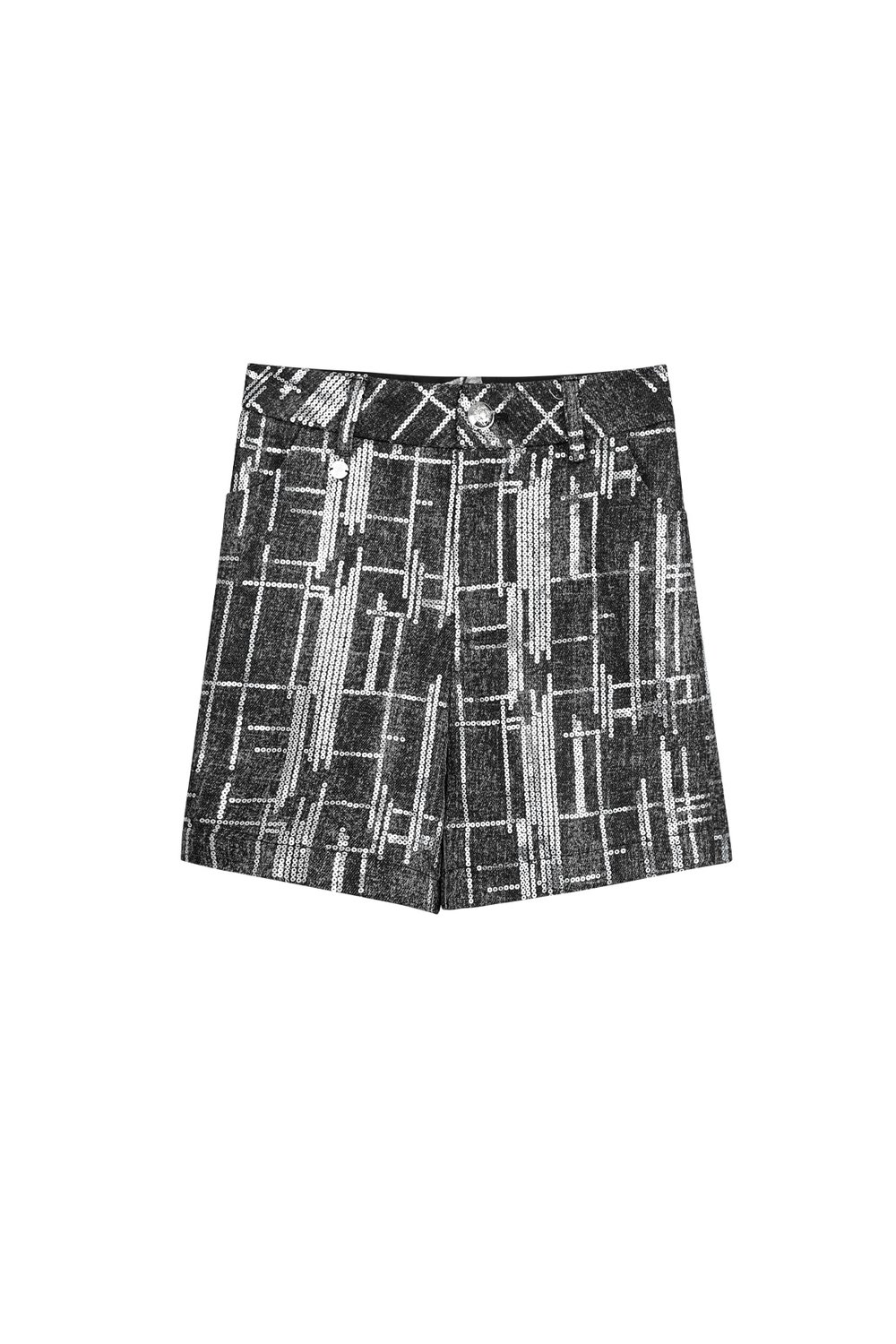 Short denim look with sequins