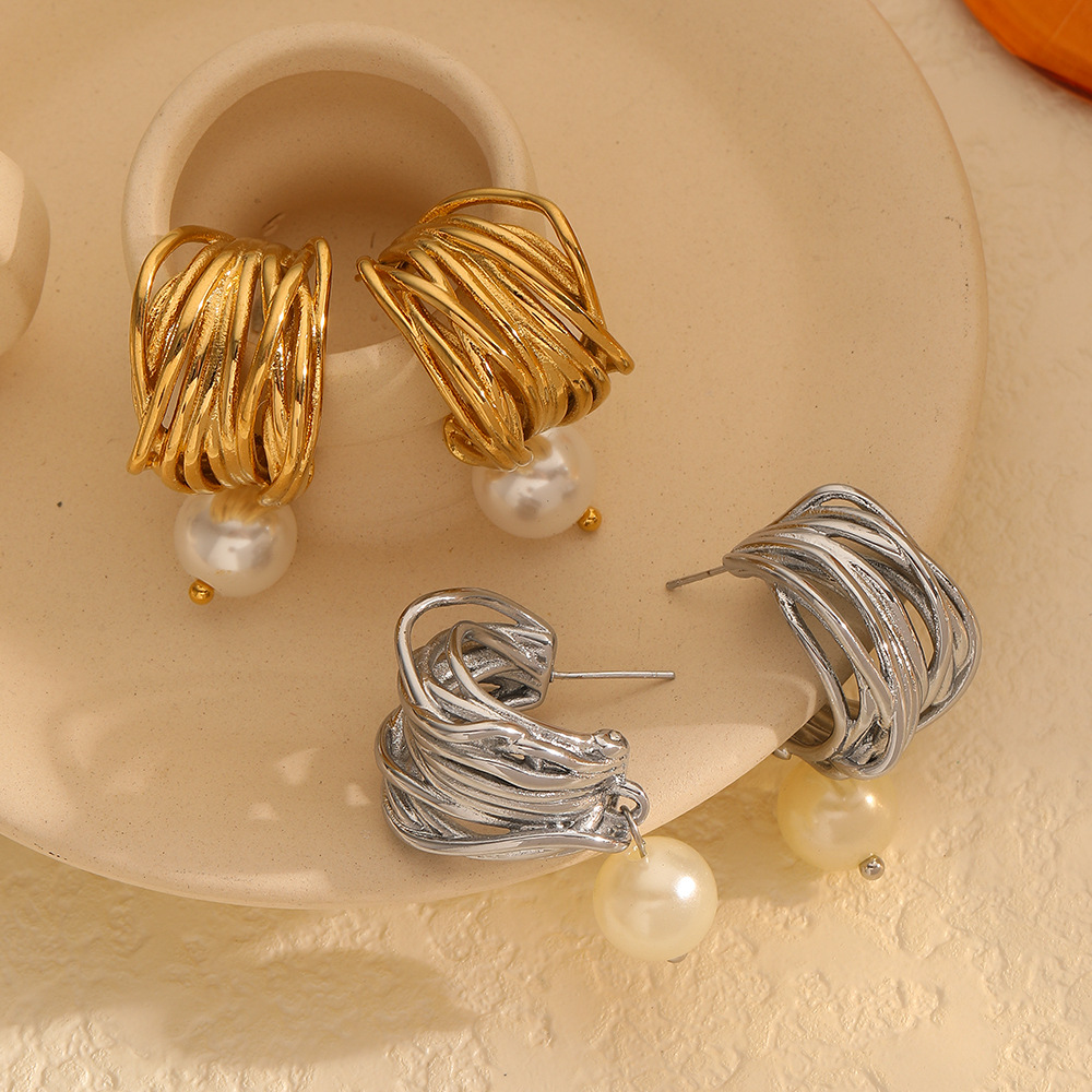1 pair classic series retro line  gold plated women stud earrings