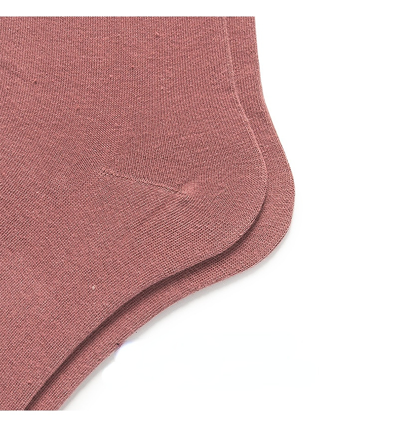 1 Pair Basic and Versatile Solid Colored Mid-Calf Socks Picture4