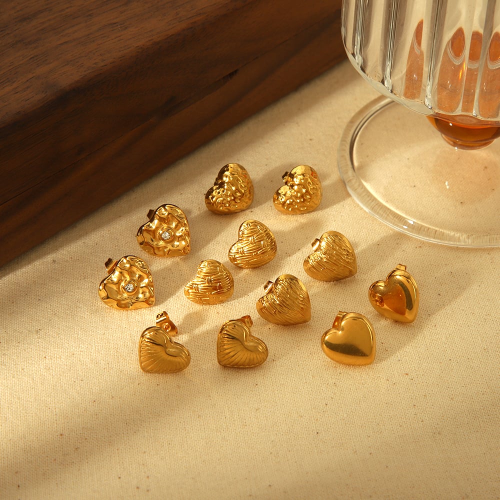 1 pair of elegant and fashionable  gold-plated stainless steel geometric texture heart earrings for women's jewelry for daily wear 