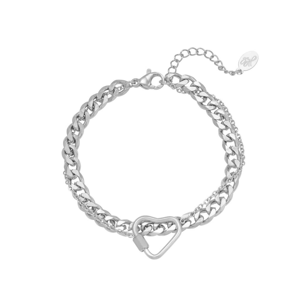 Bracelet Chained Heart Picture2