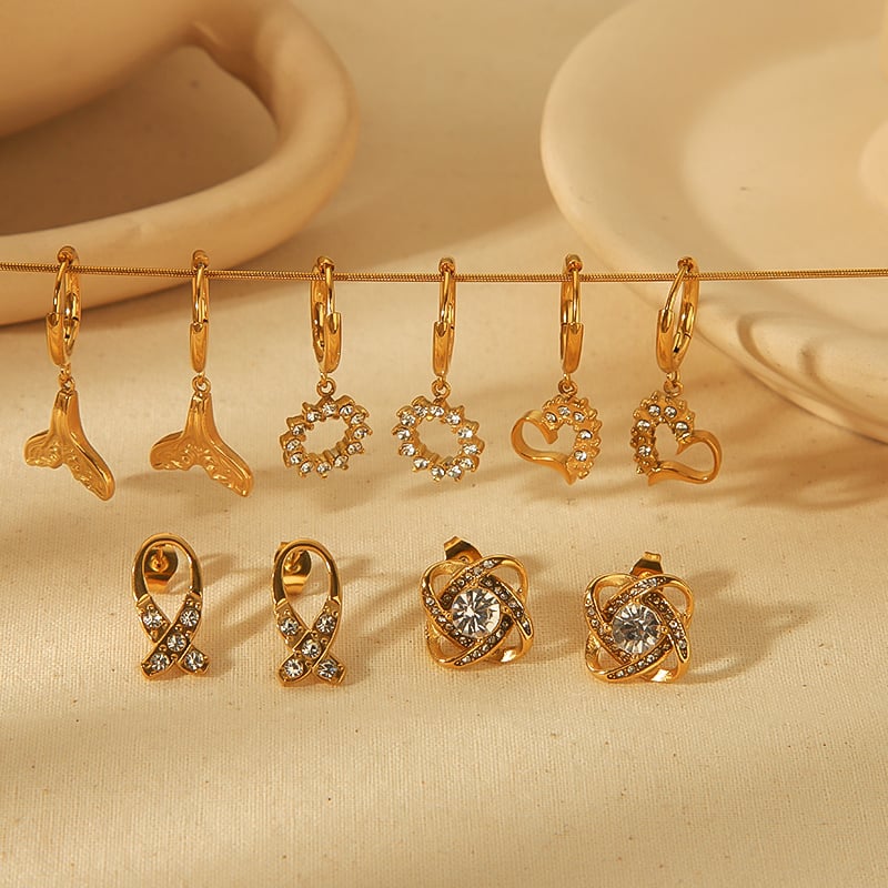 1 pair of creative exquisite  gold-plated stainless steel dot diamond hollow geometric earrings for women's daily wear Picture2