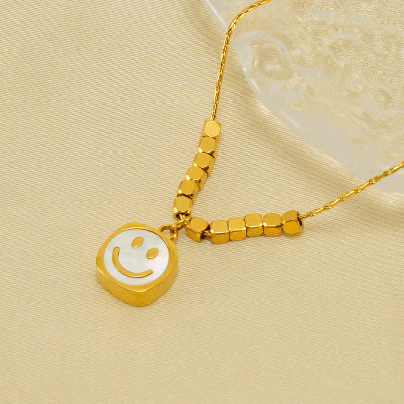 1 Piece Simple Series Classic Daily Smile Round Gold Color Women's Pendant Necklace h5Picture2