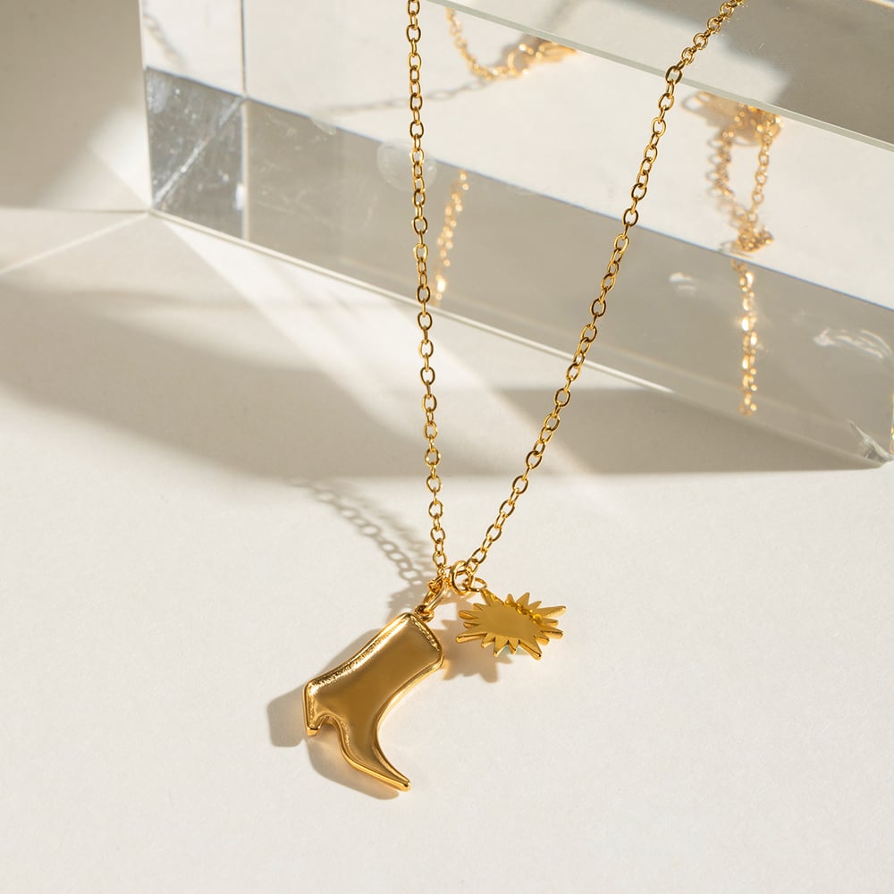 1 Piece Luxurious Series Boot Shape Elegant Sun Stainless Steel Gold Color Natural Stone Women's Pendant Necklaces Picture2