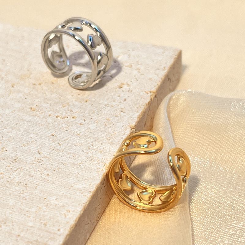 1 Piece Romantic Series Retro Heart Hollow-out Stainless Steel Gold Color Women's Adjustable Rings h5Picture2