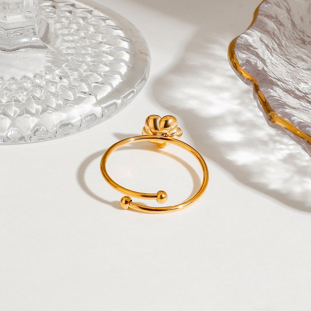 1 Piece Romantic Series Graceful Flower Delicate Stainless Steel Gold Color Women's Adjustable Rings Picture2