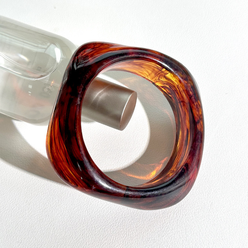 1 Piece Simple Series Retro Geometric Resin Women's Bangles 