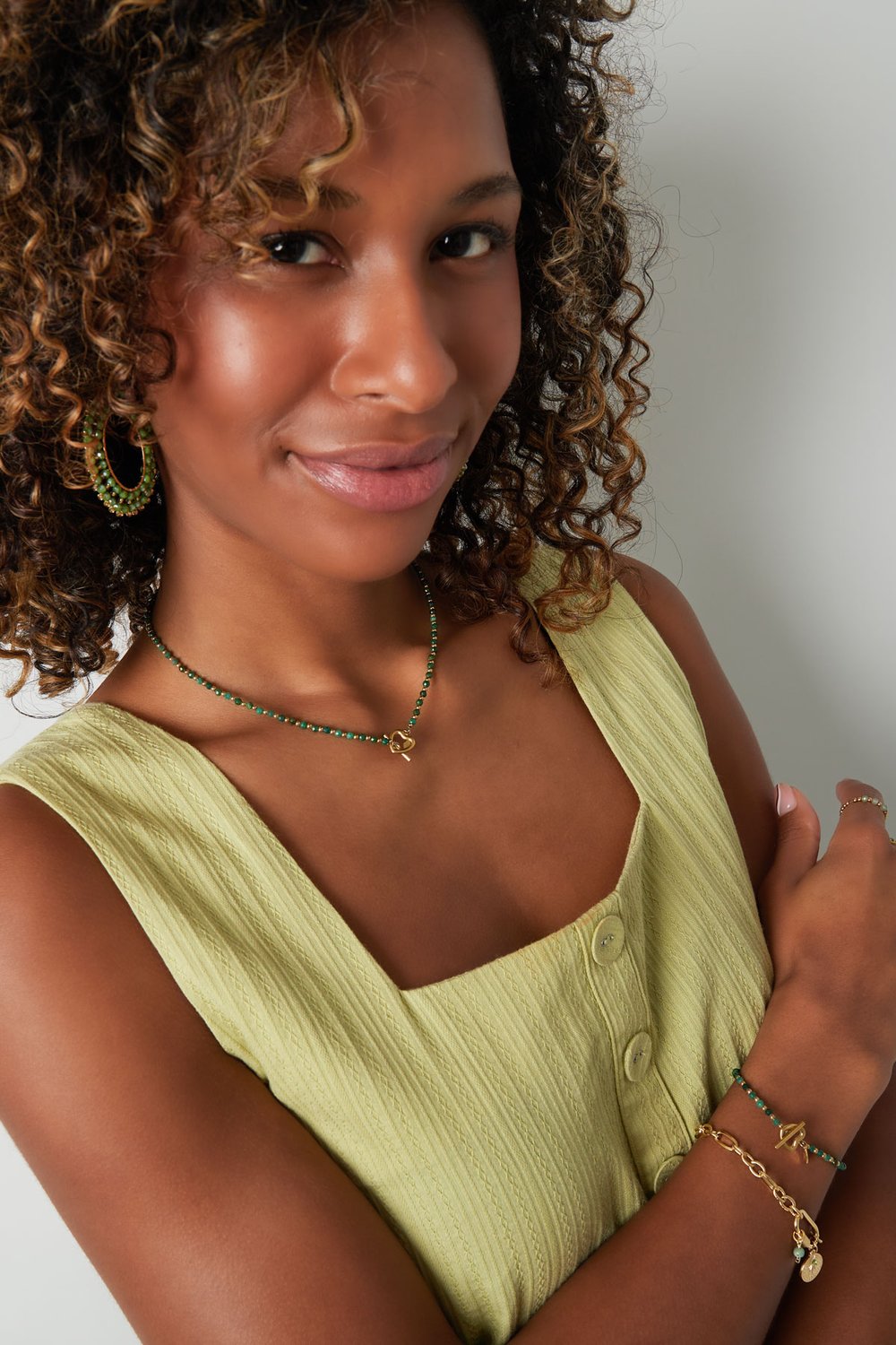 Perlenketten-Herzverschluss – grüner und goldener Edelstahl Bild4