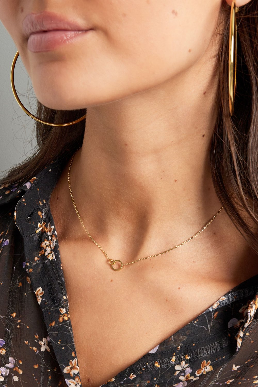 chain connected Picture3