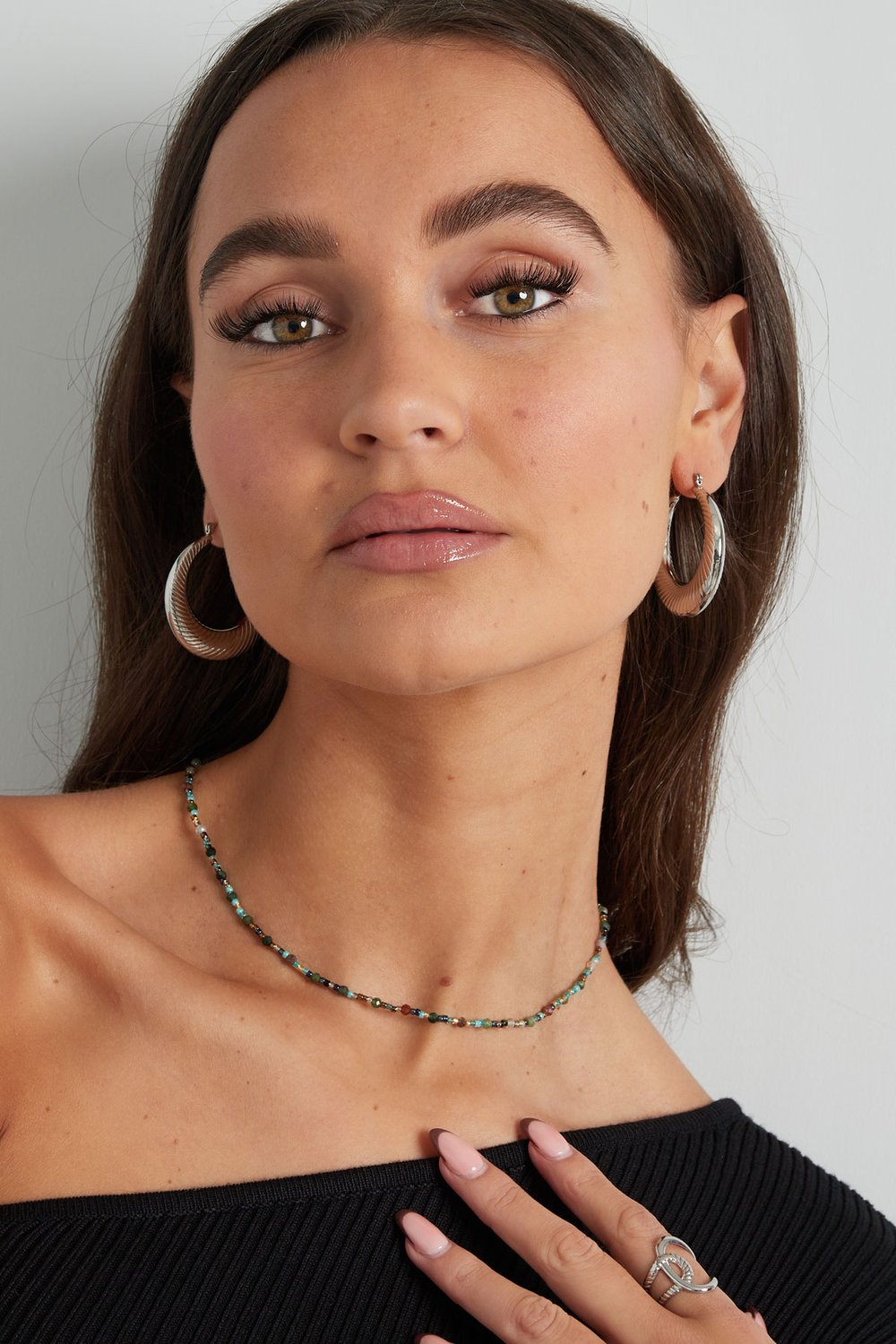 Bunte Halskette aus Naturstein - grünes  Bild4