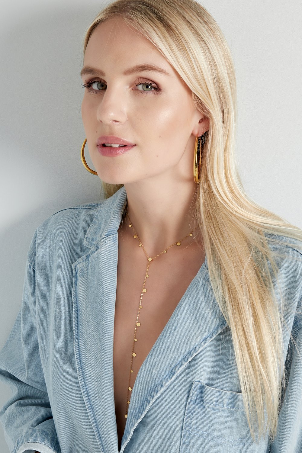 necklace center piece circles Picture2