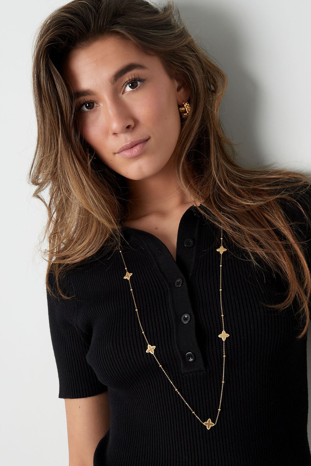 long necklace with clover charms Picture4