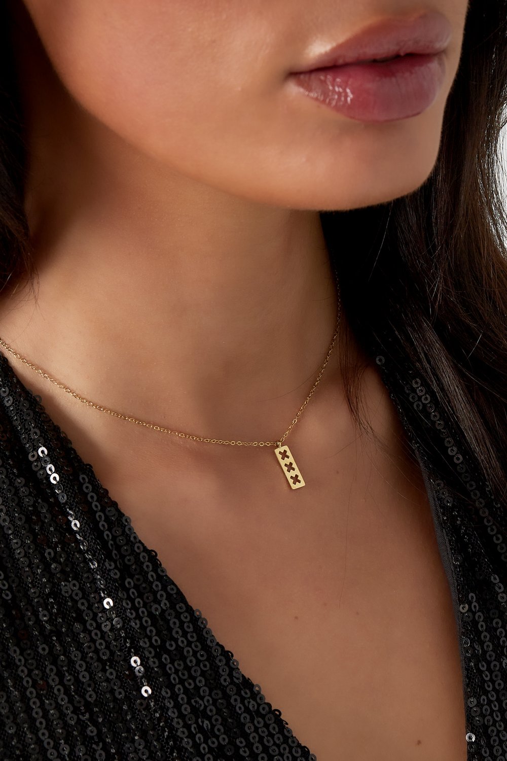 trio x necklace Picture2