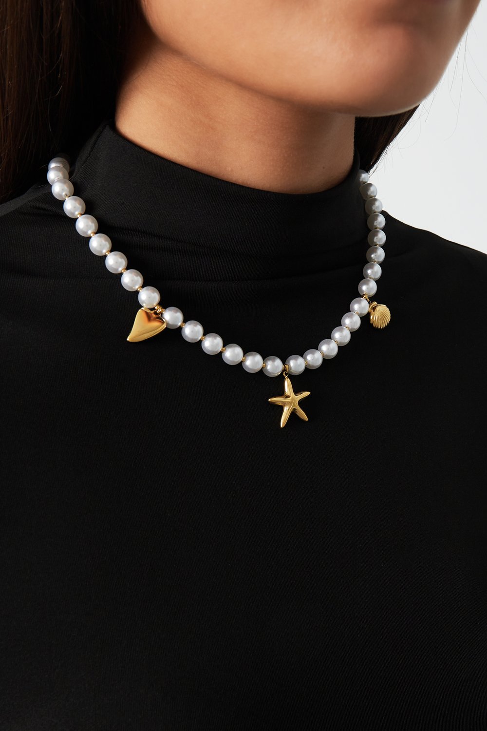 pearl necklace sea day Picture2