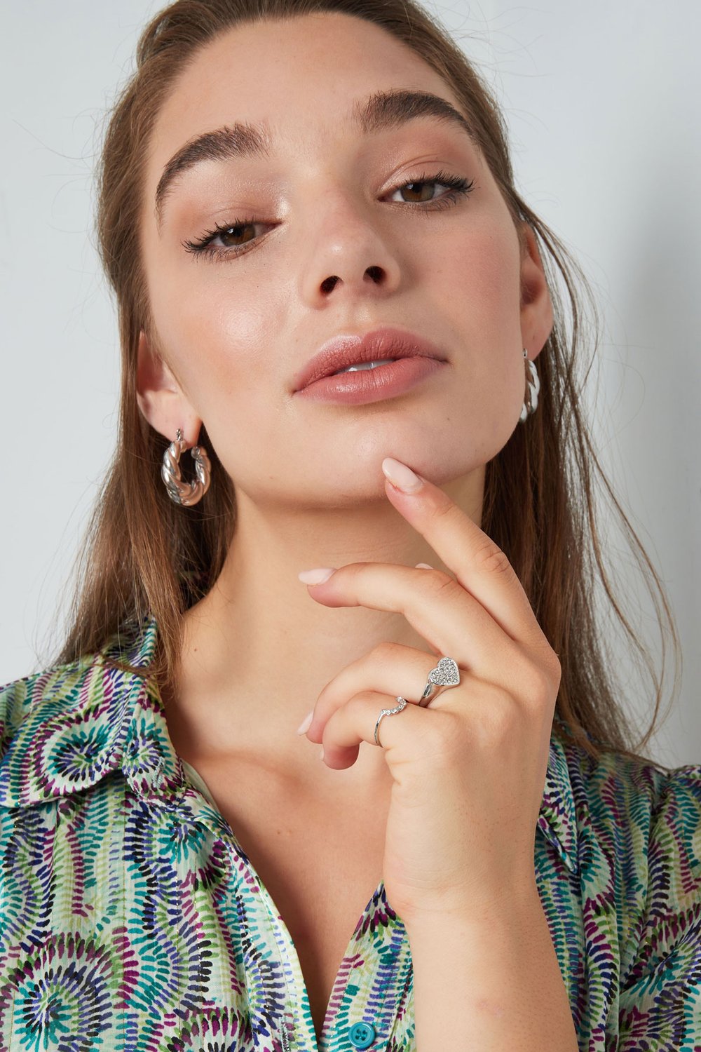 ring heart with stones h5Picture2