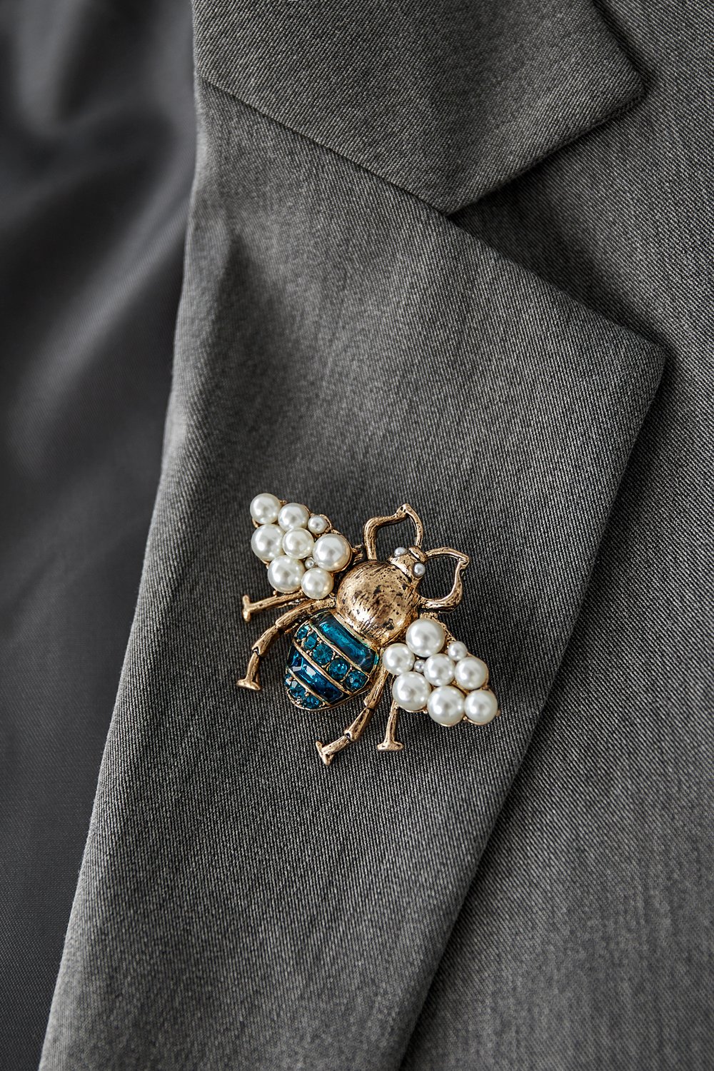 brooch bee h5Picture2