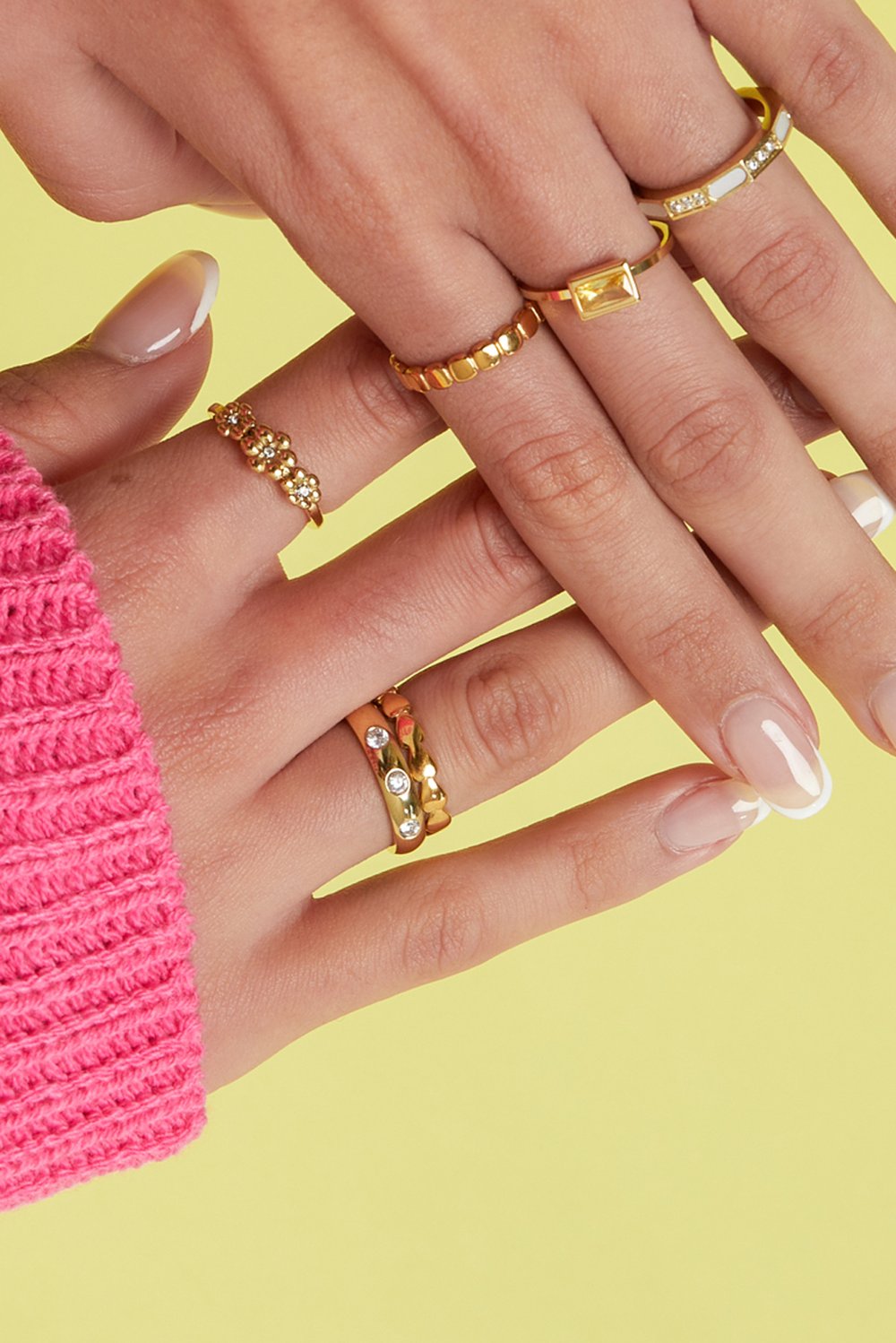 Minimalistischer Ring mit kleinen Herzen h5Bild2