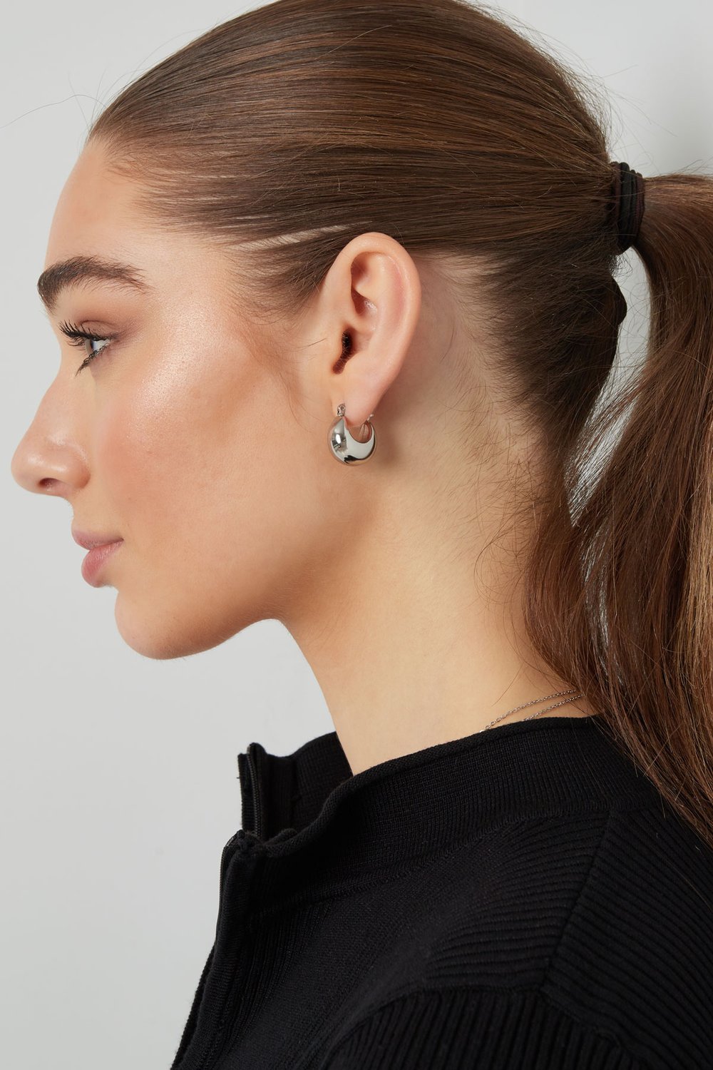coarse half moon mini earrings Picture7