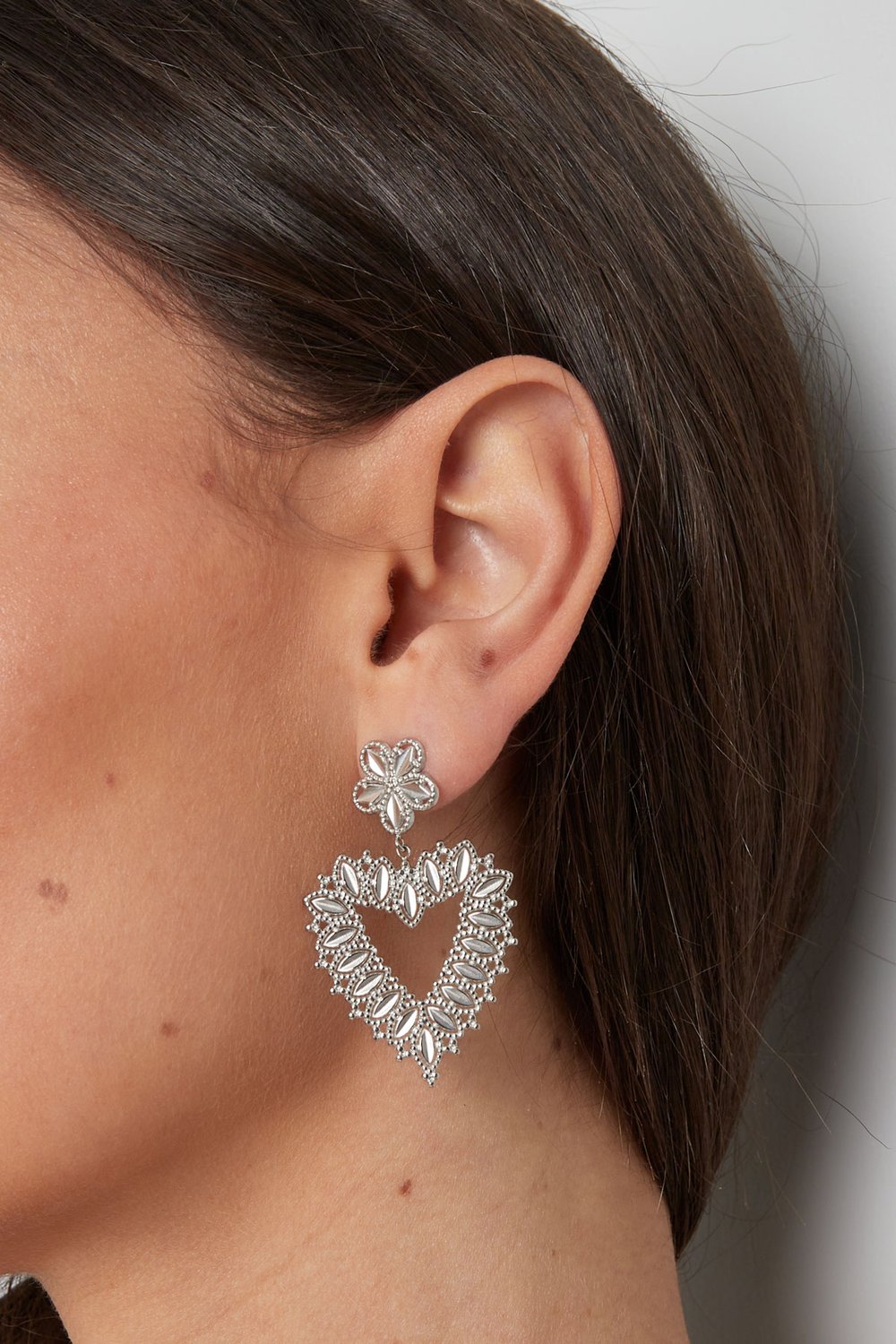 flower earrings with heart shape pendant h5Picture3