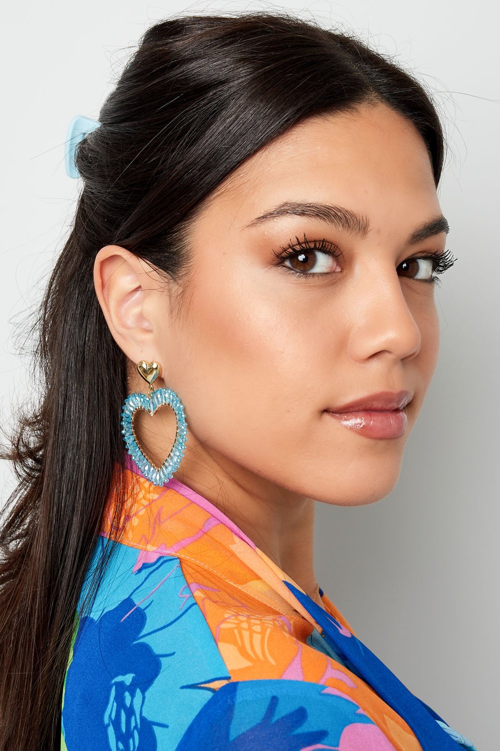 Orecchini a forma di cuore neri h5Immagine2